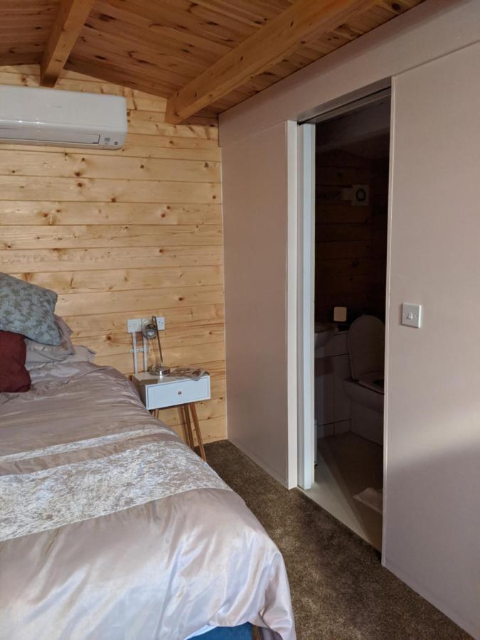 Foxhill Lodges 캔터베리 외부 사진