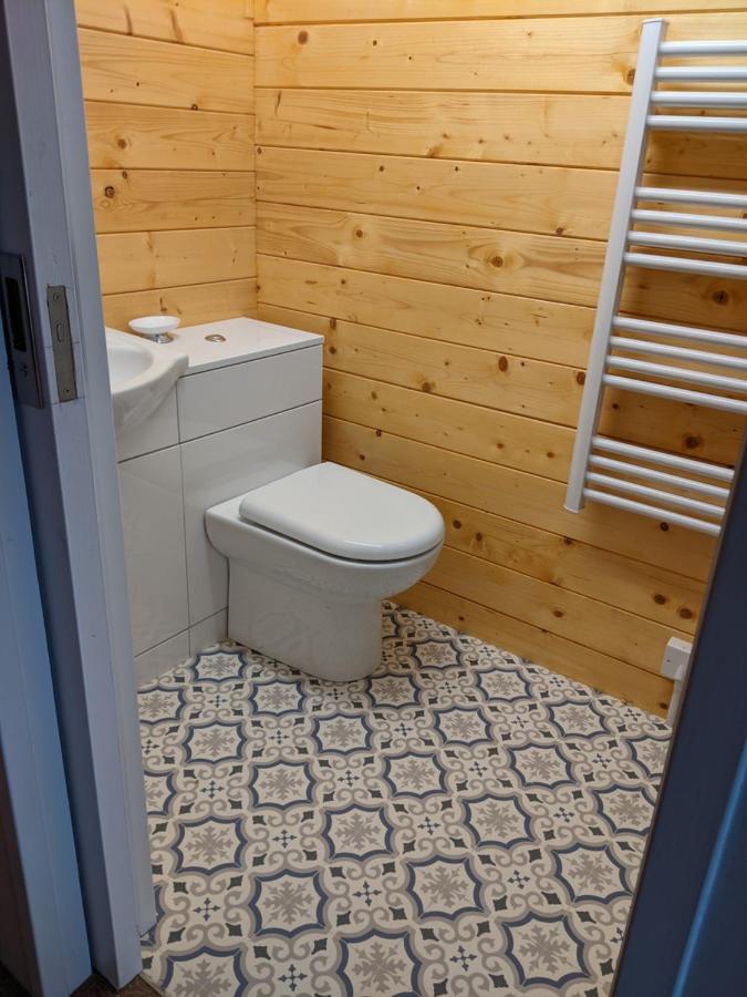 Foxhill Lodges 캔터베리 외부 사진