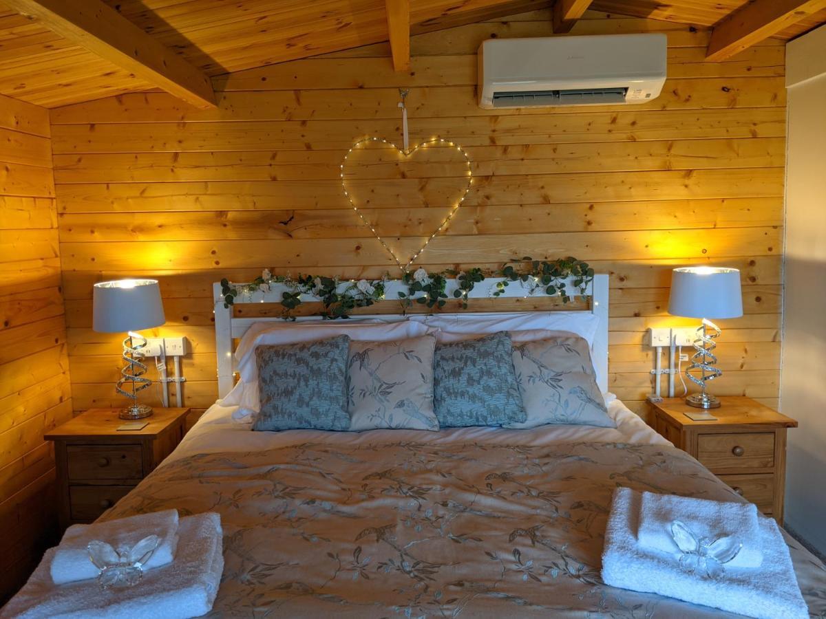Foxhill Lodges 캔터베리 외부 사진